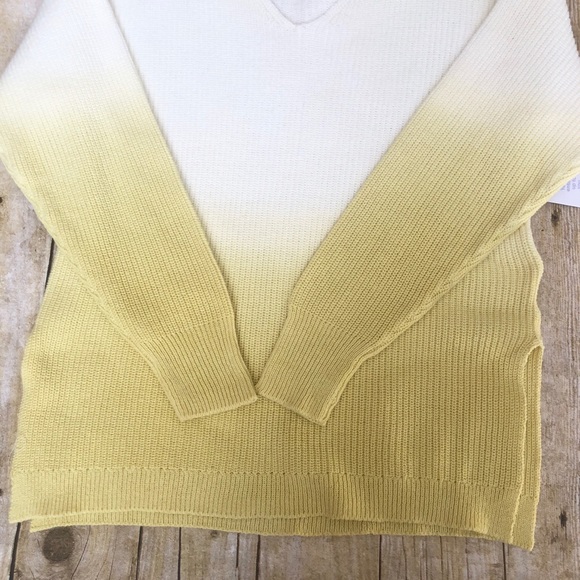 NWT Vylette Dip-Dye Design Sweater  Side Slits - Picture 8 of 8
